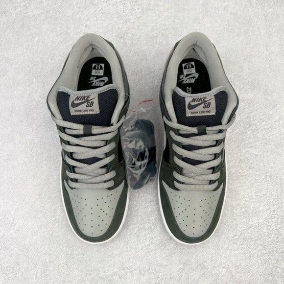 New Nike SB Dunk Low Pro "J-Pack Shadow" for men - Picture 3 of 9